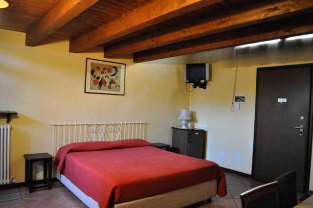 Albergo Residence Al Passatore Camere & Relax Sorbara Exterior foto
