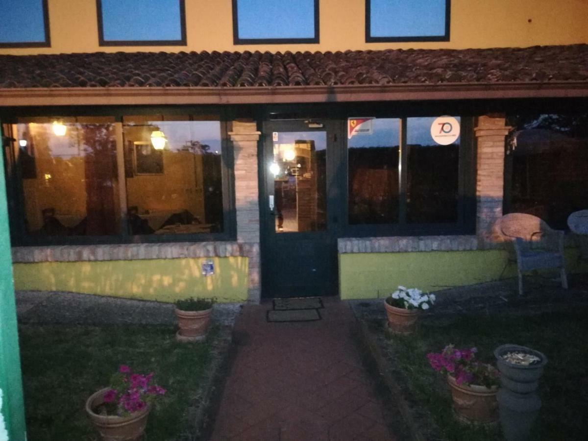 Albergo Residence Al Passatore Camere & Relax Sorbara Exterior foto